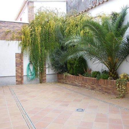 Hostal Dulcinea Esquivias Exterior foto