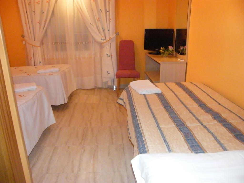 Hostal Dulcinea Esquivias Zimmer foto