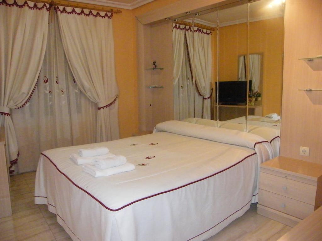 Hostal Dulcinea Esquivias Zimmer foto