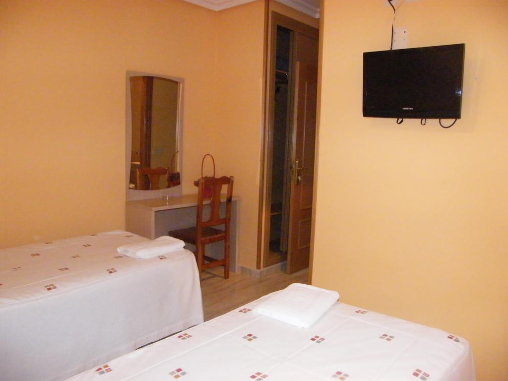 Hostal Dulcinea Esquivias Zimmer foto