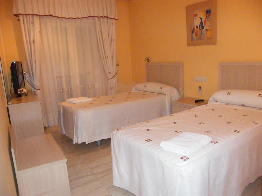 Hostal Dulcinea Esquivias Zimmer foto