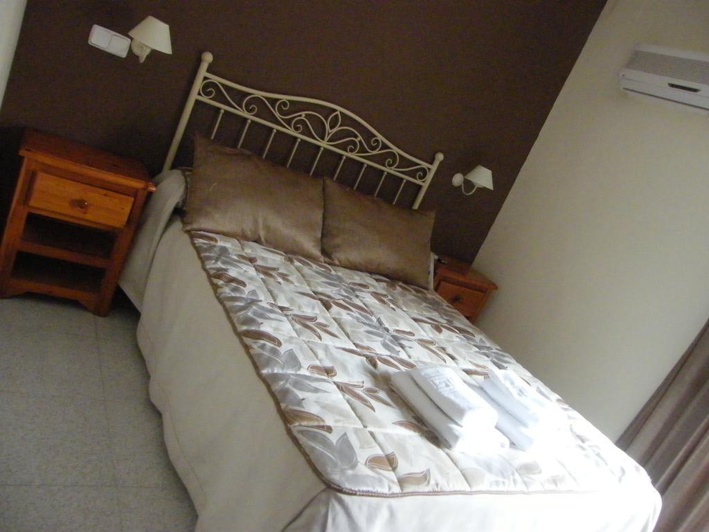 Hostal Dulcinea Esquivias Zimmer foto
